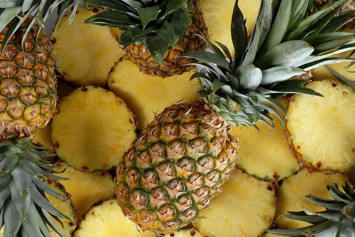 Natural Pineapple2